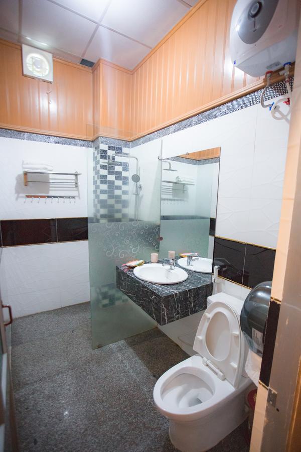 Tay Nguyen Hotel Tỉnh Kontum Exterior foto