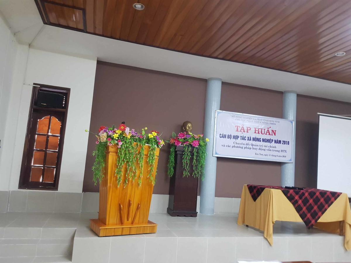 Tay Nguyen Hotel Tỉnh Kontum Exterior foto